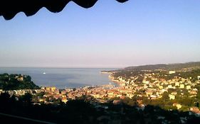 T2 à Cassis vue mer de rêve